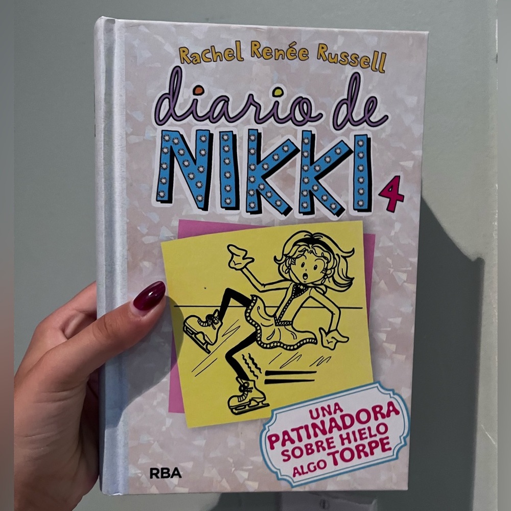 Diario de Nikki 4: una patinadora sobre hielo algo torpe